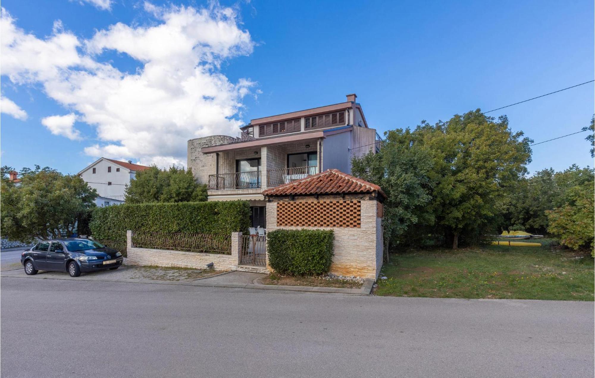 1 Bedroom Cozy Apartment In Jadranovo Luaran gambar